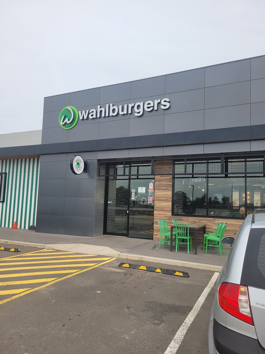 Wahlburgers | 657 The Northern Rd, Bringelly NSW 2556, Australia | Phone: (02) 9139 6847