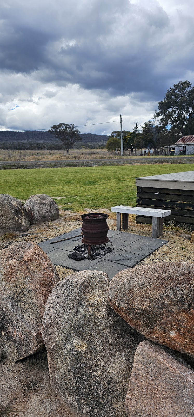 Girra Vista | 2 Barawell St, Wallangarra QLD 4383, Australia | Phone: 0411 129 590