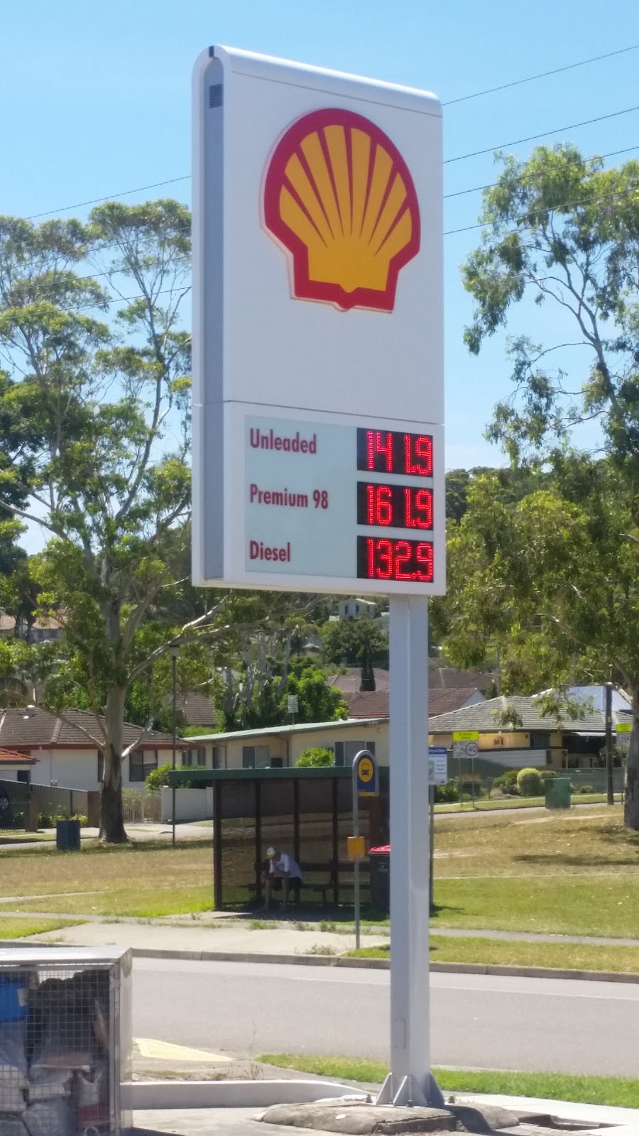 Shell | gas station | 66-68 Oxford St, Gateshead NSW 2290, Australia | 0249364888 OR +61 2 4936 4888