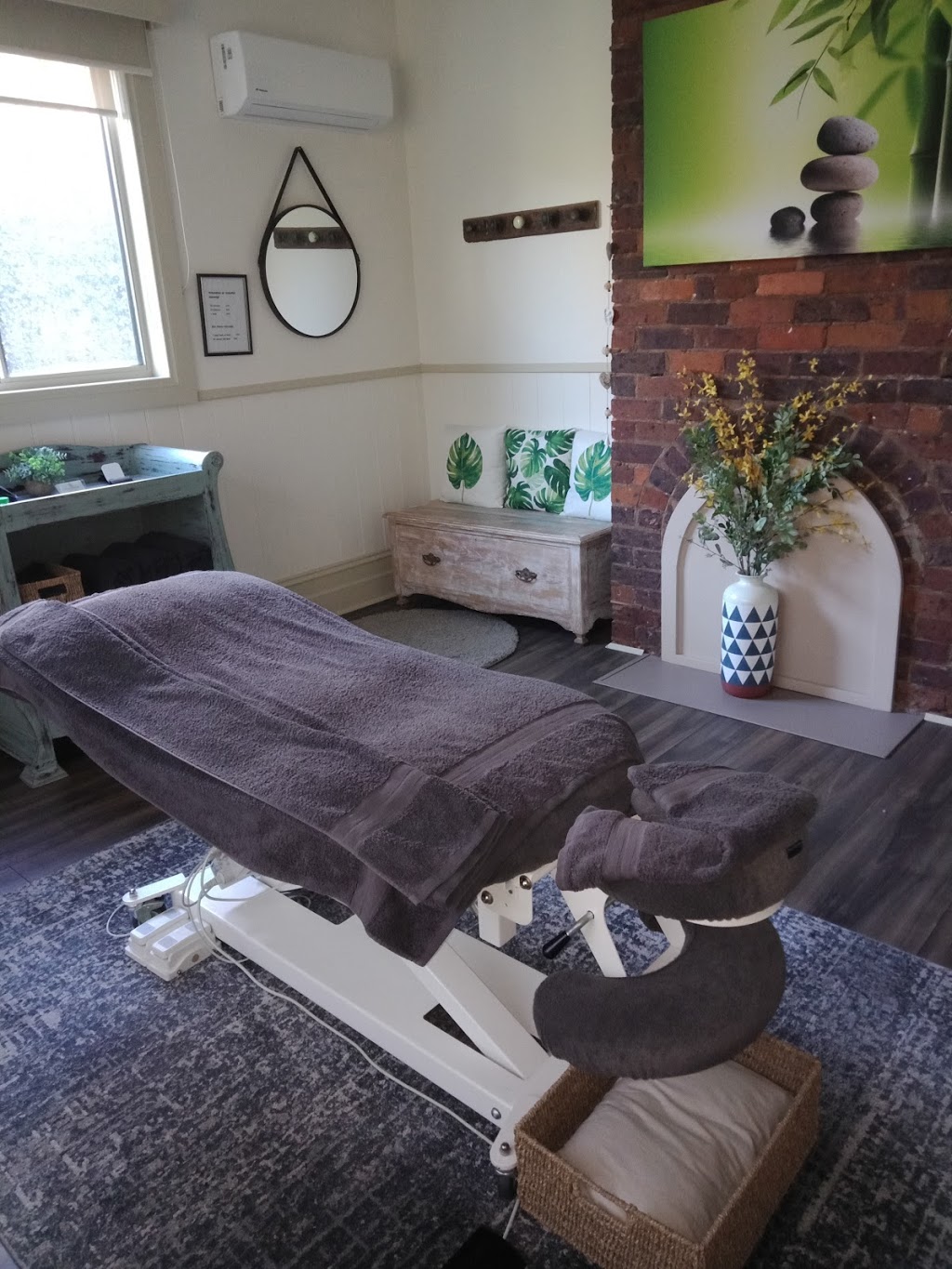 Elm Avenue Massage | 20 Leura St, Camperdown VIC 3260, Australia | Phone: 0419 465 596