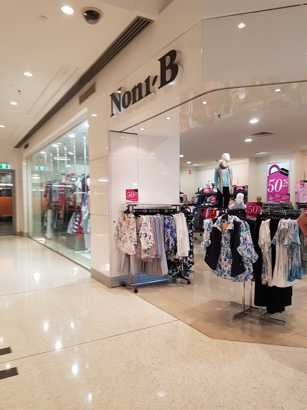 Noni B | clothing store | Stockland Rockhampton Shopping Centre, 5 Bruce Hwy & Yaamba Road, Rockhampton QLD 4701, Australia