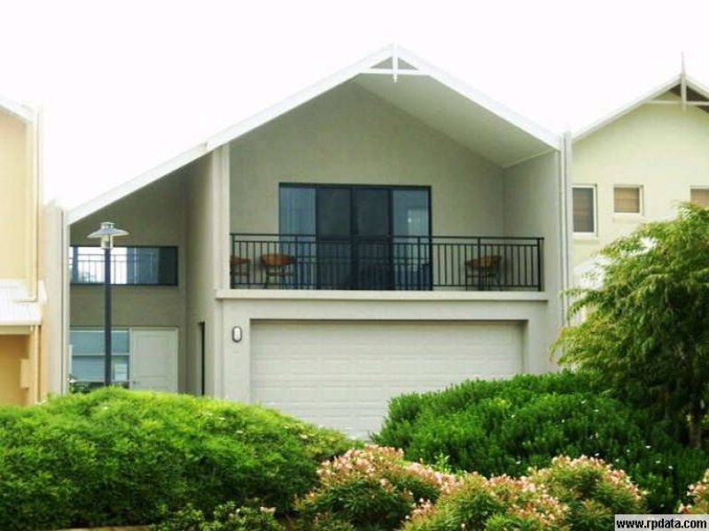 Ledge Point Family Fun Beach House | 9/2 Robertson Rd, Ledge Point WA 6043, Australia | Phone: 0403 793 142