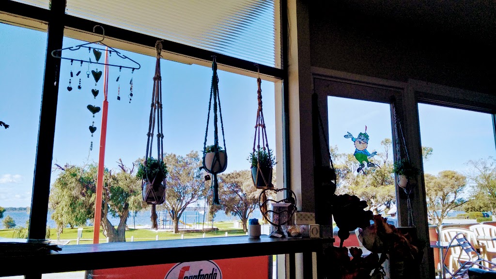 Leprechaun General Store | cafe | 170 Estuary Rd, Dawesville WA 6211, Australia | 0895821189 OR +61 8 9582 1189