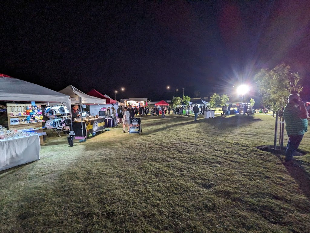 Shoreline Twilight Markets | 9 Jingeri St, Redland Bay QLD 4165, Australia | Phone: 0458 919 700