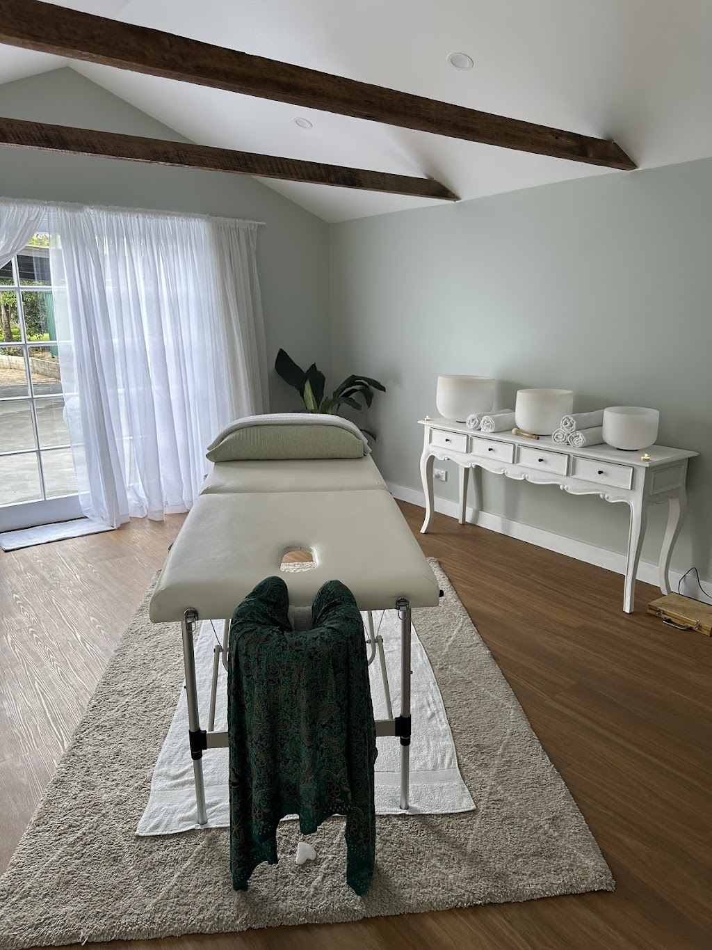 Mind Body Soul with René | 10 Moore St, Blaxland NSW 2774, Australia | Phone: 0423 200 020