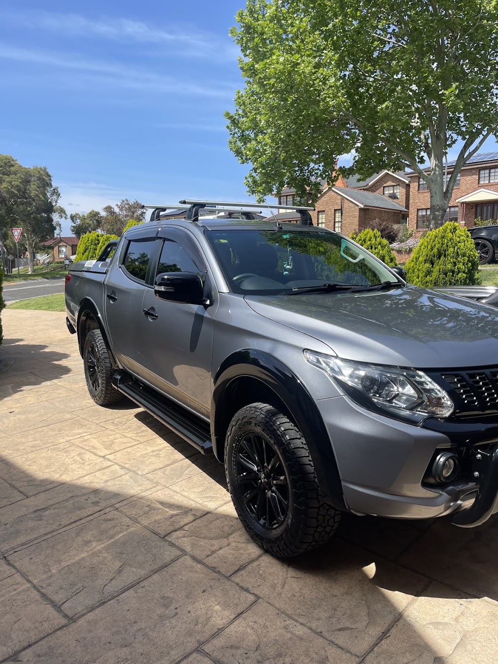 Gloss Garage Illawarra | 22 Lucas Dr, Horsley NSW 2530, Australia | Phone: 0457 516 590