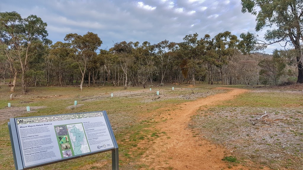 Clancys Walking Track | park | 4 Antill St, Watson ACT 2602, Australia