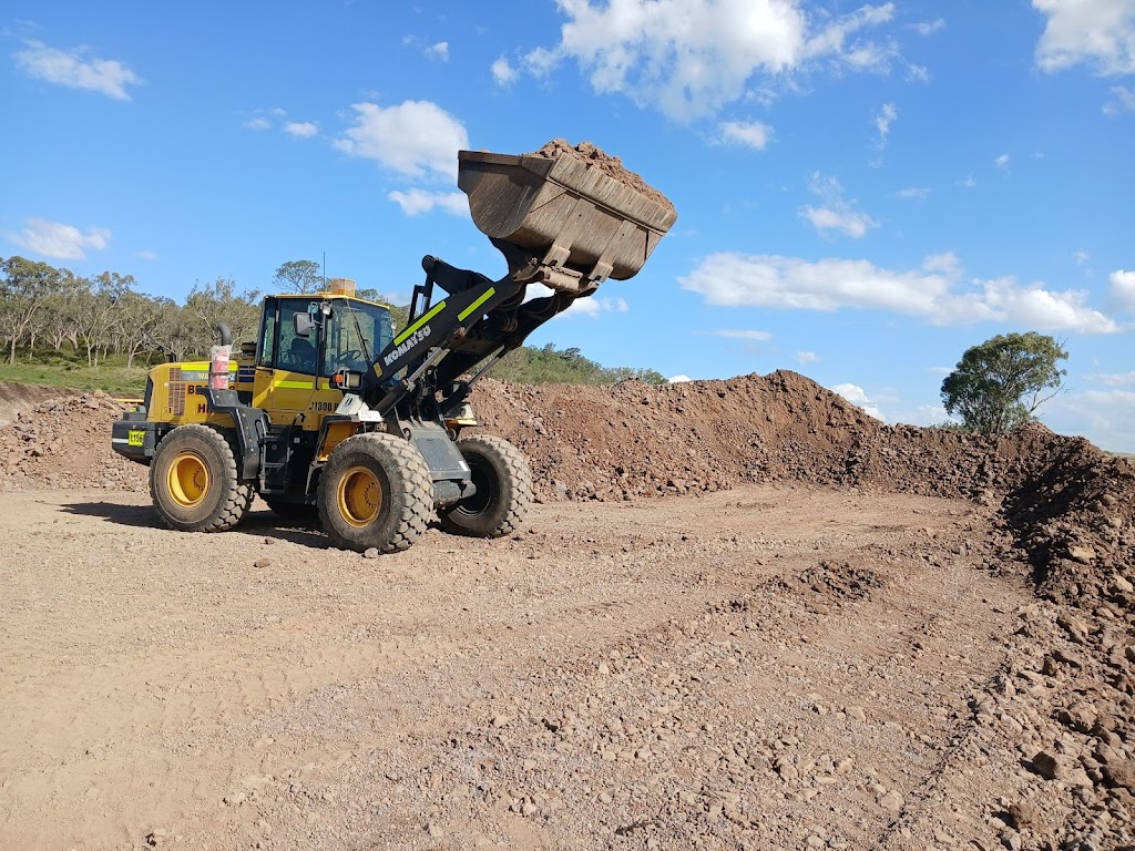 Strasser Earthmoving | 44 Taylor St, Oakey QLD 4401, Australia | Phone: 0423 281 897