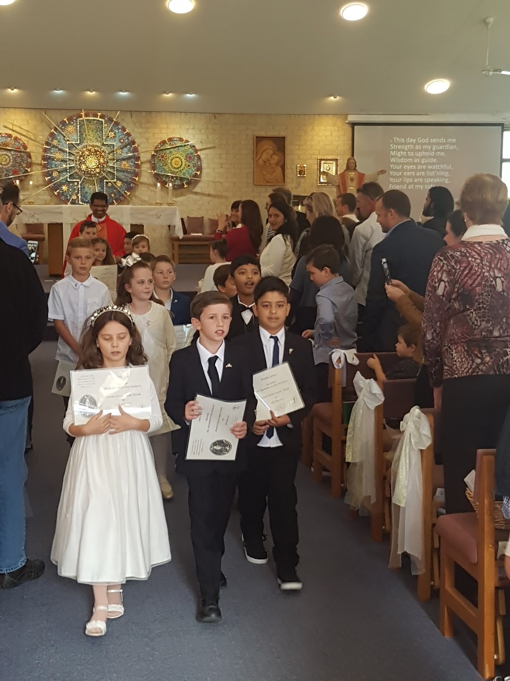 Frenchs Forest Catholic Parish - Parish Office | church | 9 Currie Rd, Forestville NSW 2087, Australia | 0294515097 OR +61 2 9451 5097