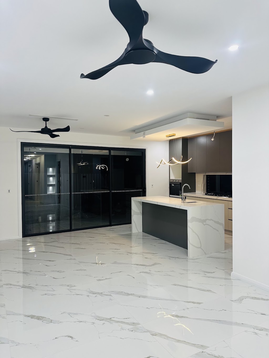 COLOUR &RENO PROJECT PTY LTD | Unit 8/53 Maslin Cres, Quakers Hill NSW 2763, Australia | Phone: 0466 256 280