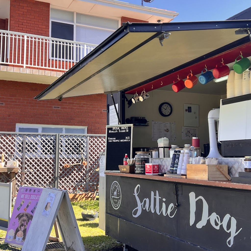 Saltie Dog - Coffee & Crêpes | 29 Birch Cres, East Corrimal NSW 2518, Australia | Phone: 0469 829 592