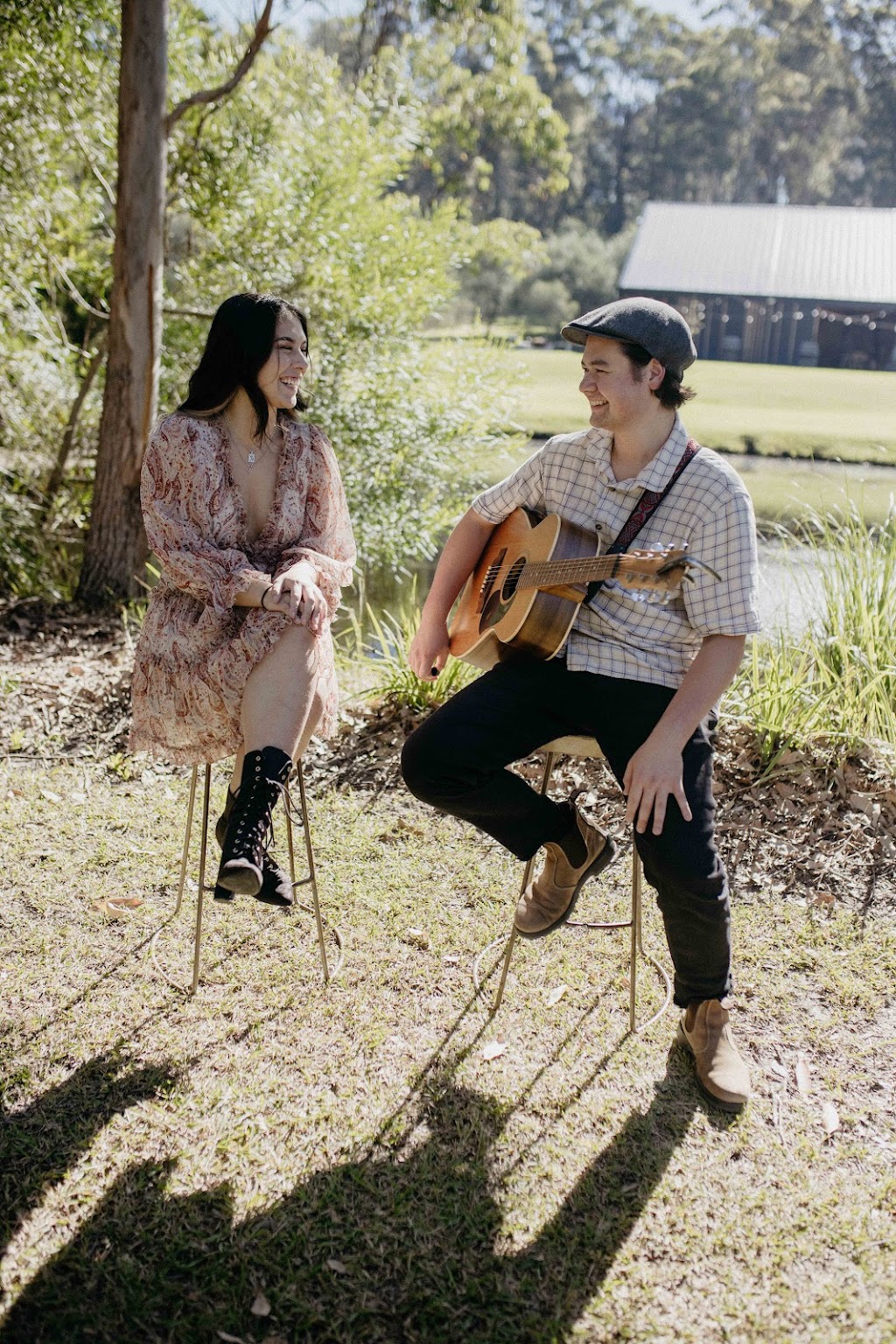 VIOLETTE COVE | Acoustic Musicians + DJs for Weddings | 1-3 Coller Rd, Ulladulla NSW 2539, Australia | Phone: 0422 988 673