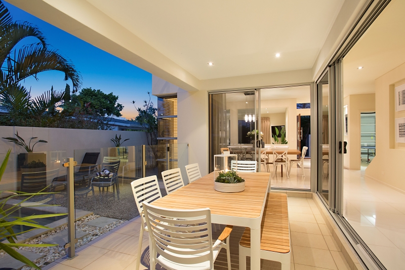 Elite Holiday Homes - SIRENE | 29 Hilda St, Mermaid Beach QLD 4218, Australia | Phone: (07) 5592 3881