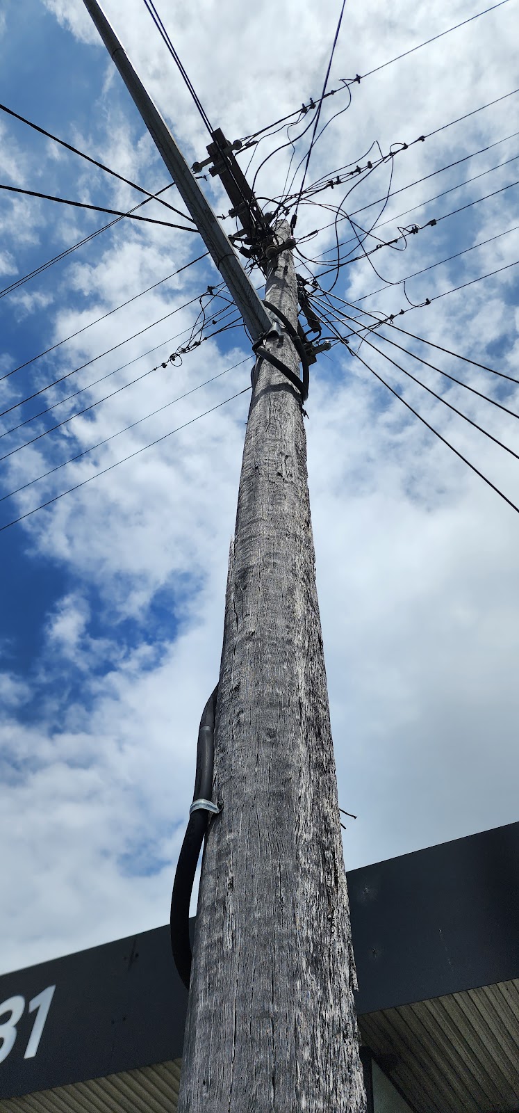 Endeavour Energy - Springhill Field Service Centre (FSC) | 191-195 Five Islands Rd, Unanderra NSW 2526, Australia | Phone: 13 10 81