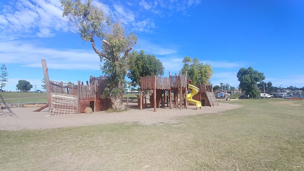 Kalbarri Foreshore Playground | point of interest | Jeffrey Browne Way, Kalbarri WA 6536, Australia | 0899371104 OR +61 8 9937 1104