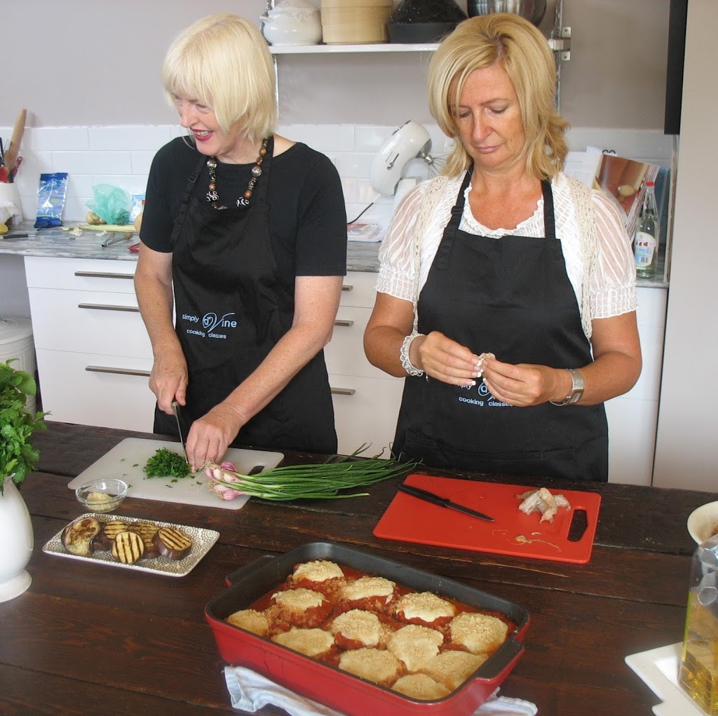 Simply Dvine Cooking Classes & Accommodation | 1100 Basalt Rd, Shepherds Flat VIC 3461, Australia | Phone: 0407 667 050