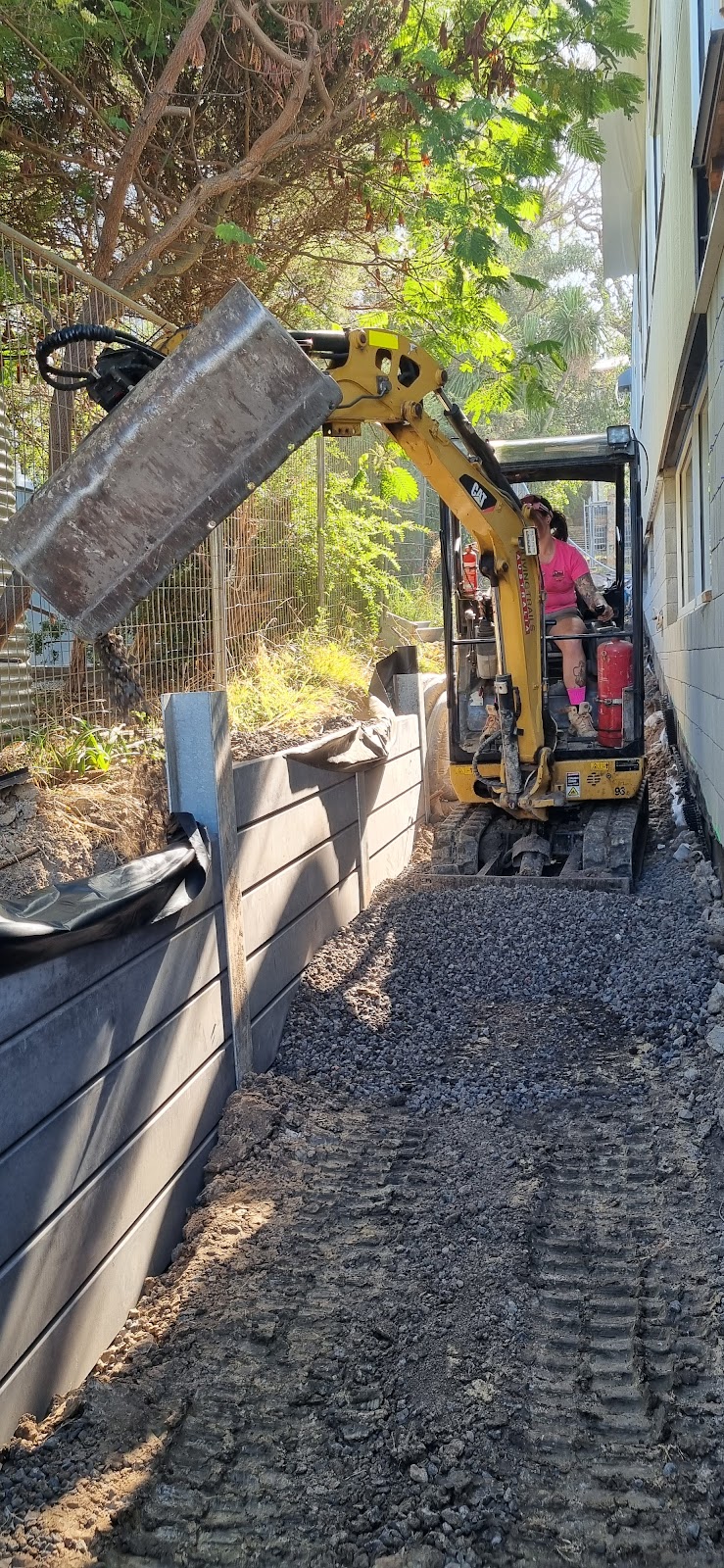 Marriner Civil & Landscaping | 3 Seaview Dr, Apollo Bay VIC 3233, Australia | Phone: 0407 141 458