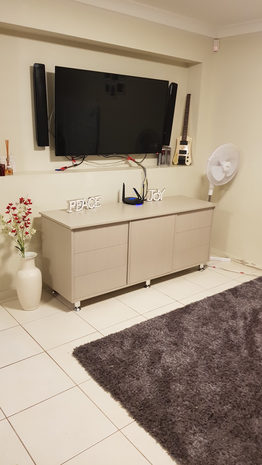 Decorative Built In Wardrobes Pty Ltd | 29 Purcell Rd, Londonderry NSW 2753, Australia | Phone: (02) 4777 4941
