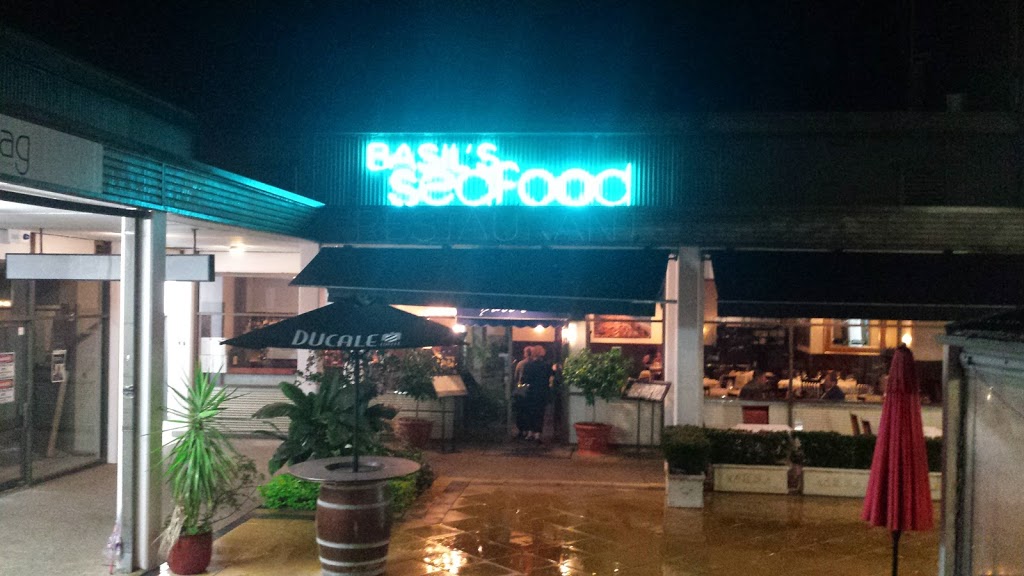 Basils Seafood Restaurant | restaurant | 3 Trafalgar Pl, Macquarie Park NSW 2122, Australia | 0298766617 OR +61 2 9876 6617