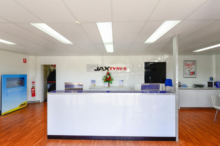 JAX Tyres Ashmore | 12/357 Southport Nerang Rd, Ashmore QLD 4214, Australia | Phone: (07) 5675 3567