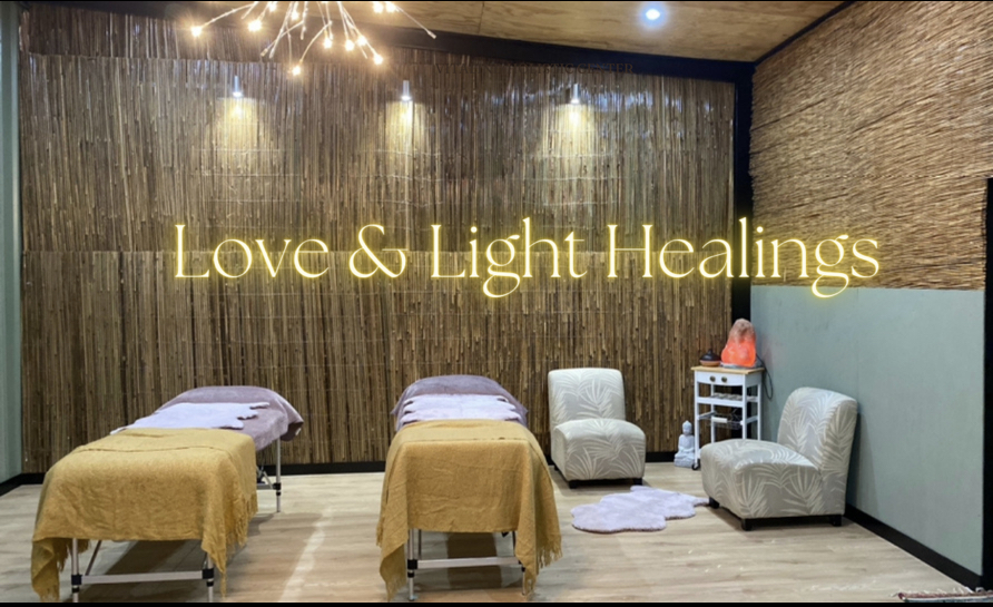 Love & Light Healings | 65 Hibernia Rd, Capella QLD 4723, Australia | Phone: 0411 366 898