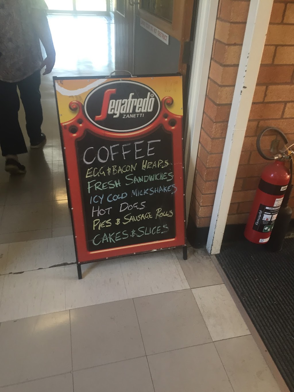 Dubbo Hospital Cafe | cafe | Dubbo NSW 2830, Australia