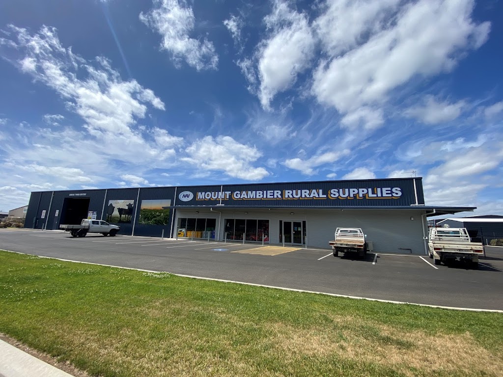 Mount Gambier Rural Supplies |  | 2/8 Fraser Ct, Suttontown SA 5291, Australia | 0887231222 OR +61 8 8723 1222