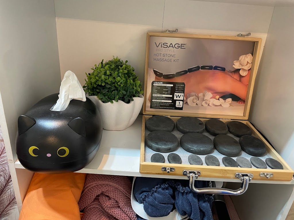 Gebz Massage Therapist | Levande Golden Ponds Village, Unit 110/1 Cape Hawke Dr, Forster NSW 2428, Australia | Phone: 0467 629 564