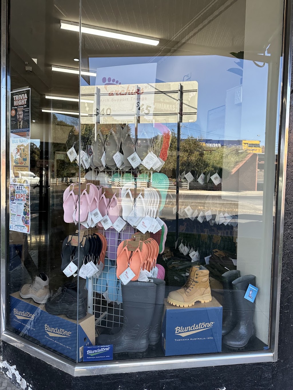 JC Footwear | 2A Tallarook St, Seymour VIC 3660, Australia | Phone: (03) 5799 1155