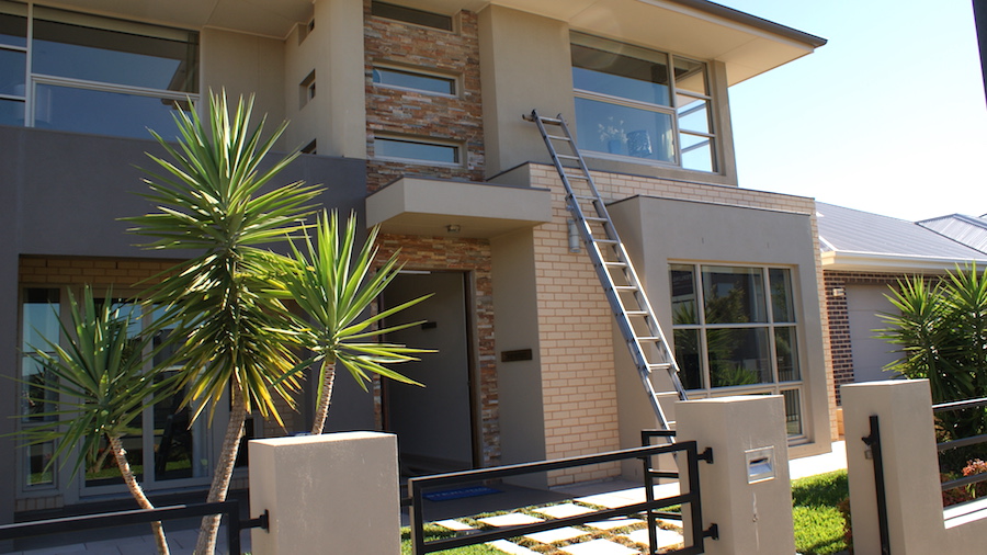 Perth Hills Window Cleaning | 1600 Coulston Rd, Boya WA 6056, Australia | Phone: 0415 263 367