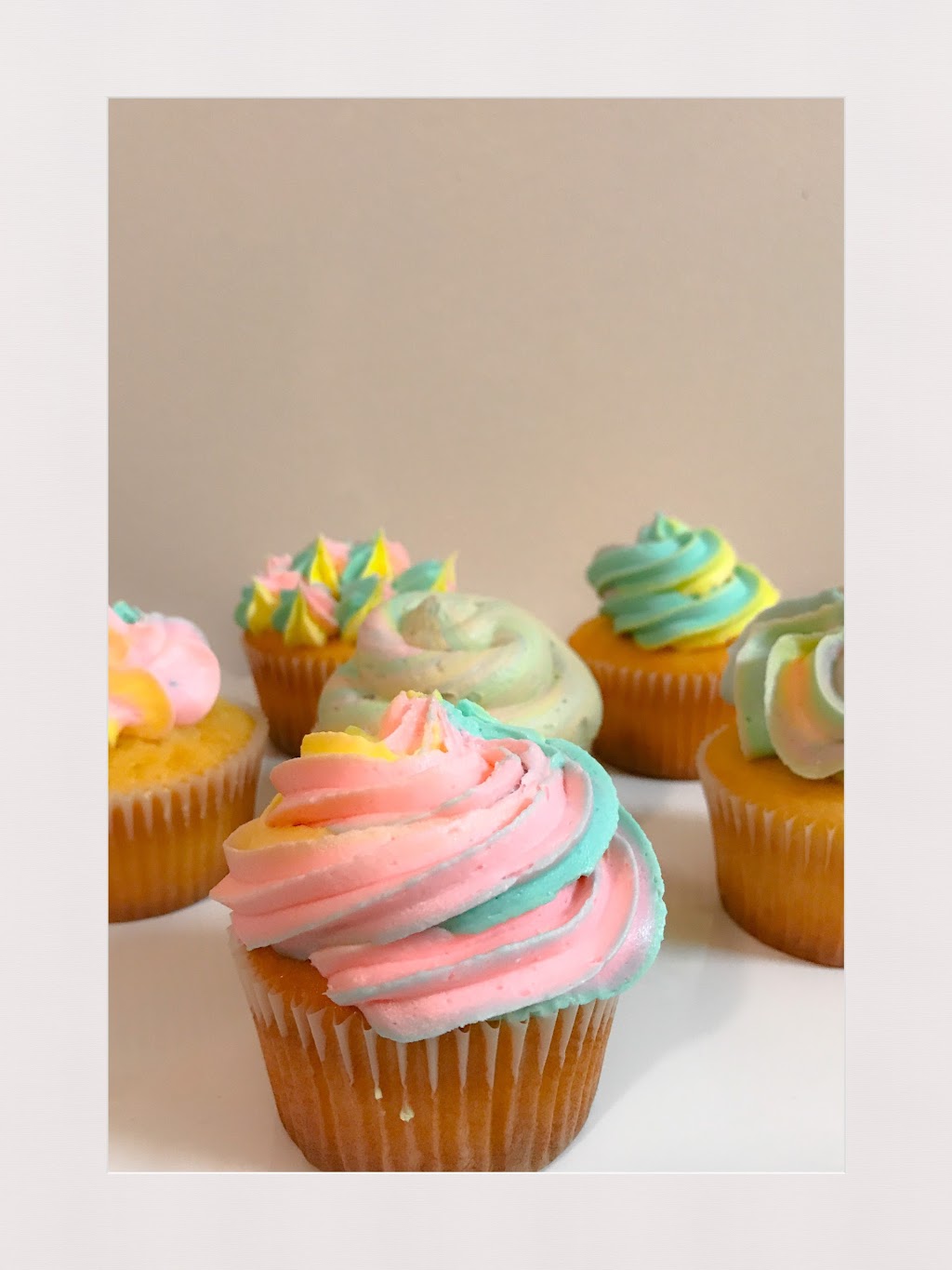 Sprinkles on Top Custom Made Celebration Cakes | bakery | 81 Malibu Blvd, Point Cook VIC 3030, Australia | 0490145761 OR +61 490 145 761