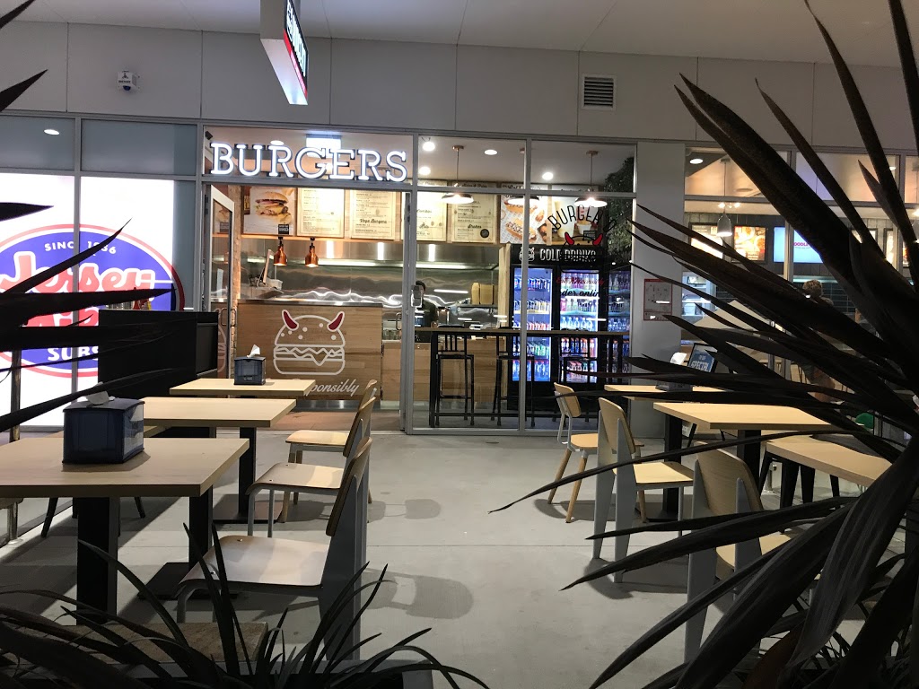 BurgerD Benowa | Shop 14/406 Ashmore Rd, Benowa QLD 4217, Australia | Phone: (07) 5597 7241