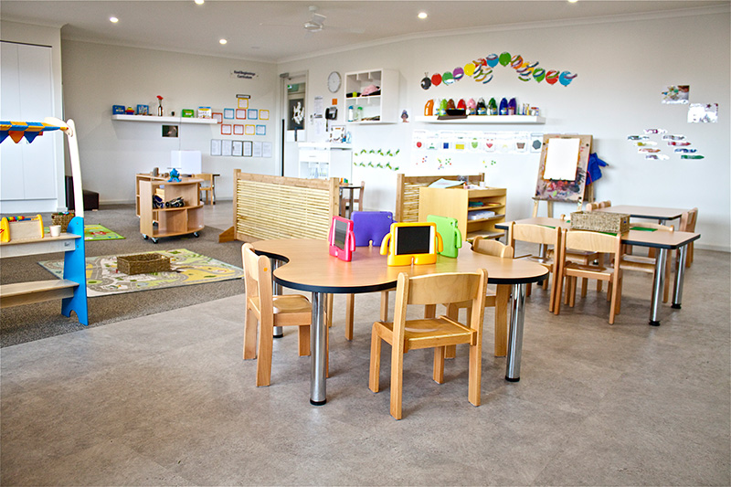 Childs Play Early Learning Centre | school | 642 Tarneit Rd, Tarneit VIC 3029, Australia | 0397482004 OR +61 3 9748 2004