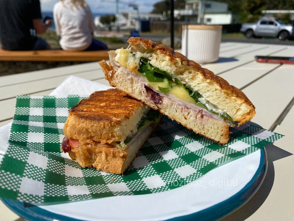 Beach Bums | 136 Carlton Beach Rd, Dodges Ferry TAS 7173, Australia | Phone: 0405 108 082