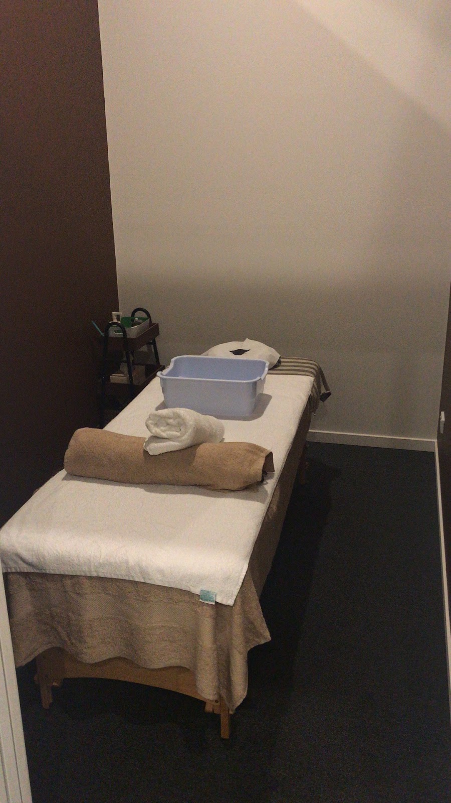 Massage Rejuvenation Pimpama City Shopping Centre | Shop 17c/102 Pimpama Jacobs Well Rd, Pimpama QLD 4209, Australia | Phone: 0401 576 537