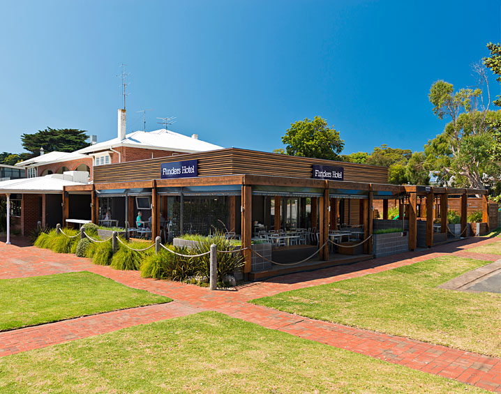 The Deck Bar & Bistro | restaurant | 23 Cook St, Flinders VIC 3929, Australia | 0359890201 OR +61 3 5989 0201