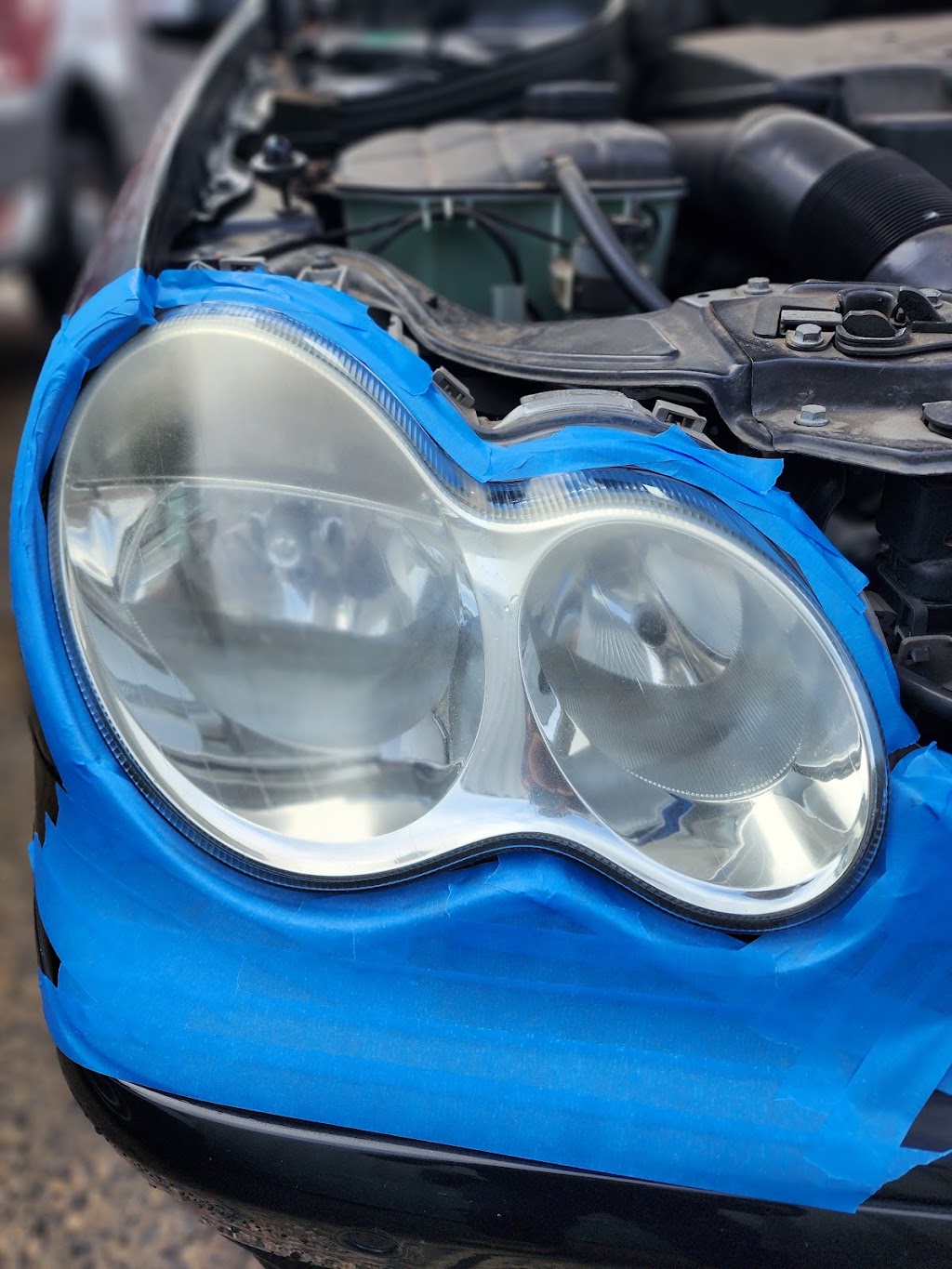 IMPERO HEADLIGHT REVAMP | 55 Wardale Rd, Springvale South VIC 3172, Australia | Phone: 0468 493 193