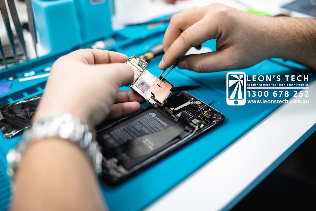 Leons Tech Greenslopes - Phone, Computer, Laptop Repair | Greenslopes Mall, Shop Kiosk 2/700 Logan Rd, Greenslopes QLD 4120, Australia | Phone: 0484 129 888