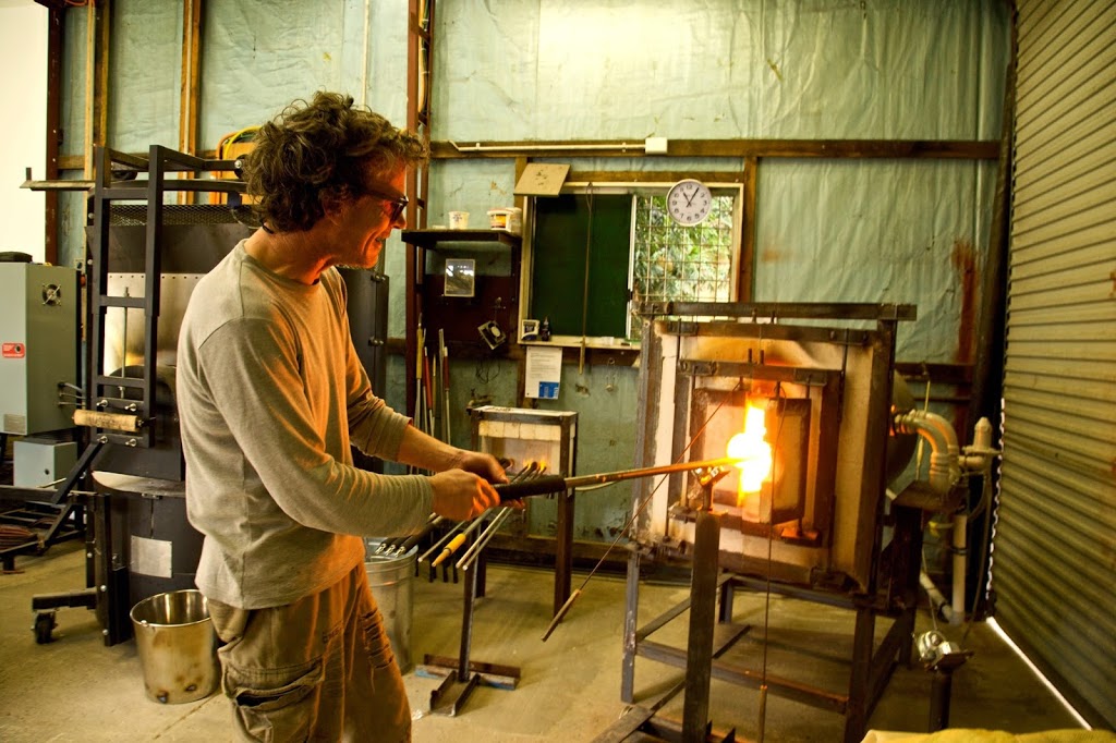 Healesville Glass Blowing Studio | art gallery | 16B Hunter Rd, Healesville VIC 3777, Australia | 0359622211 OR +61 3 5962 2211