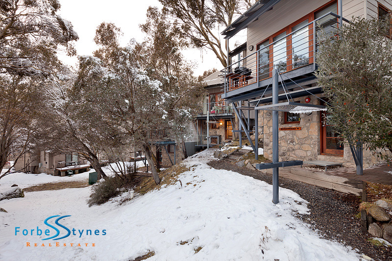 Thredbo Ski Accommodation | lodging | Shop 2 &, 3 Mowamba Pl, Thredbo NSW 2625, Australia | 0264572144 OR +61 2 6457 2144
