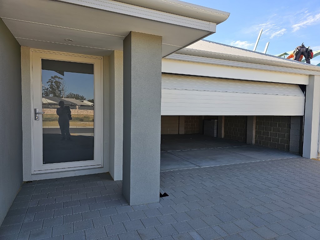 Home Hunters Group | 1 Paradise Ave, Miami QLD 4220, Australia | Phone: 0483 942 820