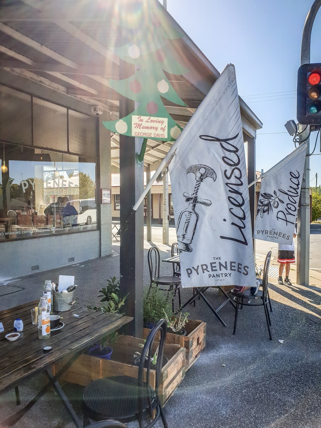 The Pyrenees Pantry | restaurant | 44 Neill St, Beaufort VIC 3373, Australia | 0353492002 OR +61 3 5349 2002