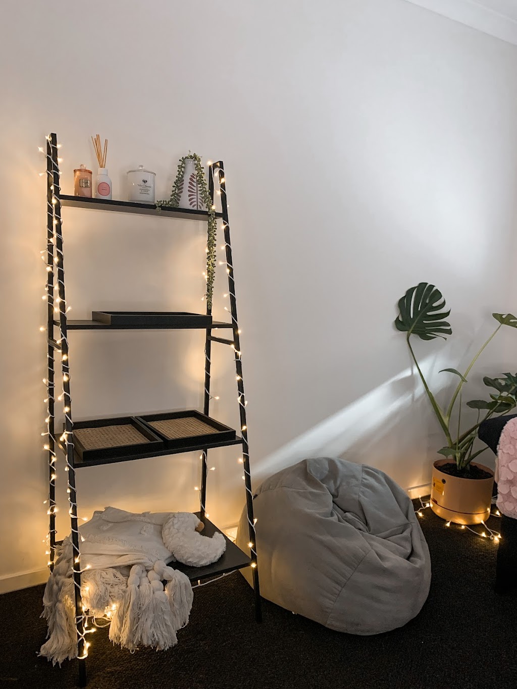Eb & Flow Beauty | 71 Coriyule Rd, Curlewis VIC 3222, Australia | Phone: 0498 222 566
