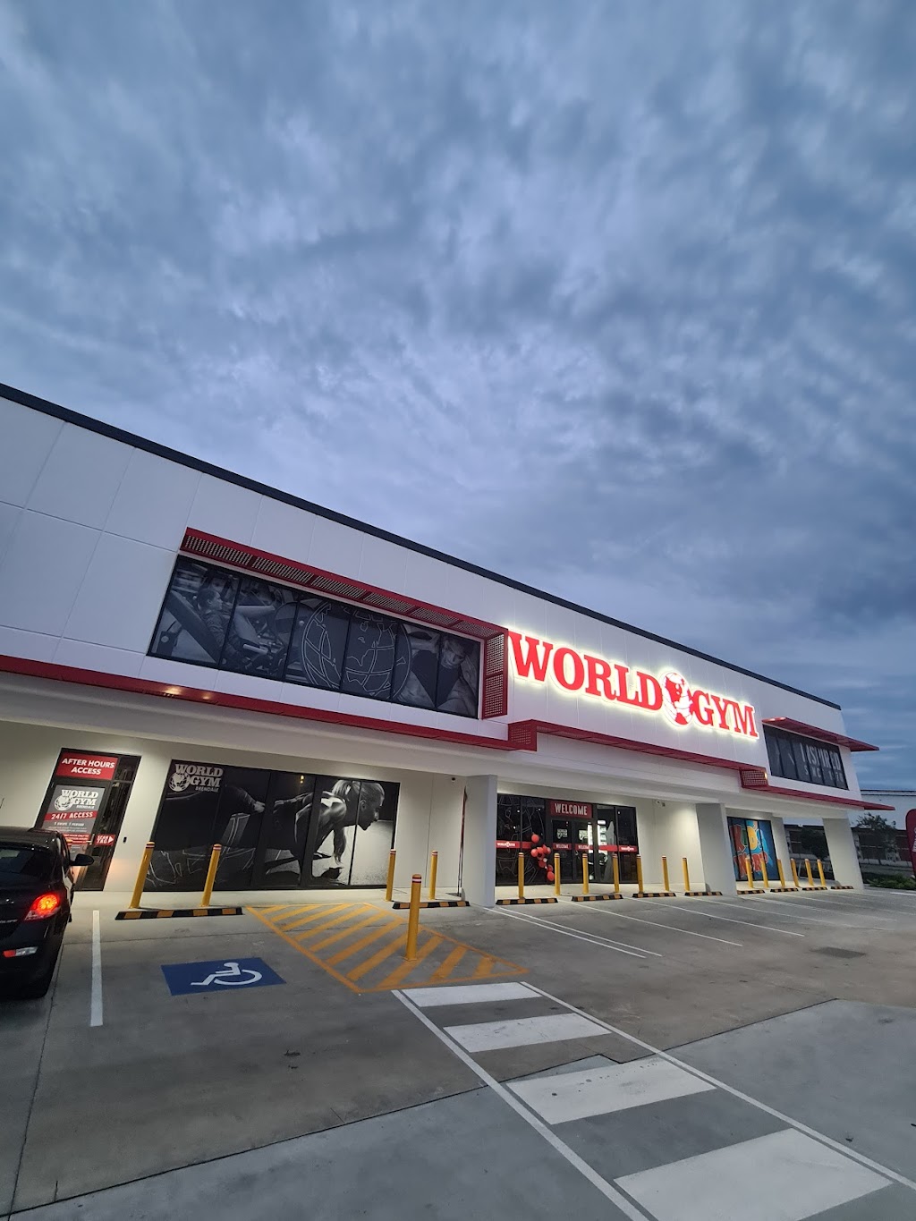 World Gym Brendale | Connection Road, 2 Linkfield Rd, Brendale QLD 4500, Australia | Phone: (07) 2000 0033