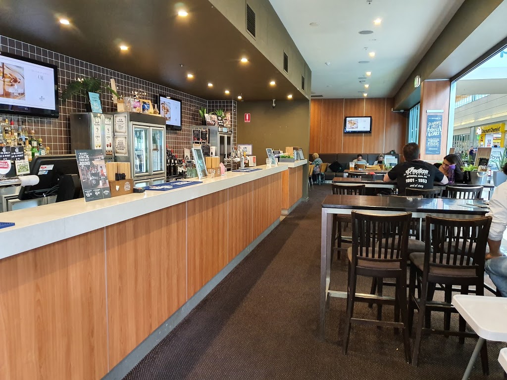 Transit Tavern | restaurant | m2/1-7 The Cct, Brisbane Airport QLD 4009, Australia | 0736228333 OR +61 7 3622 8333