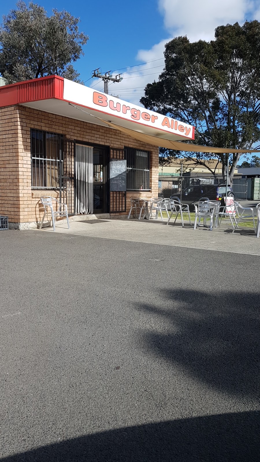 Burger Alley | restaurant | 1/6 Resolution Dr, Unanderra NSW 2526, Australia | 0242721534 OR +61 2 4272 1534
