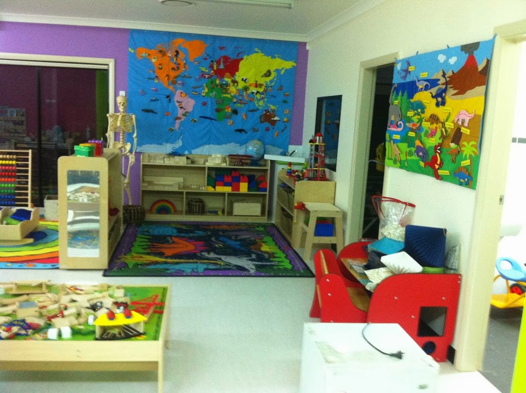 Little Gems Child Care | 119 Taylor St, Condell Park NSW 2200, Australia | Phone: (02) 8764 4251