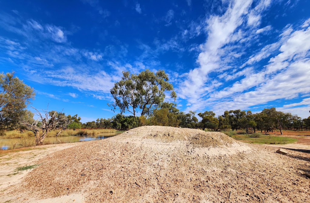 Artesian Mud Springs | Adventure Way, Eulo QLD 4491, Australia | Phone: 0415 316 396