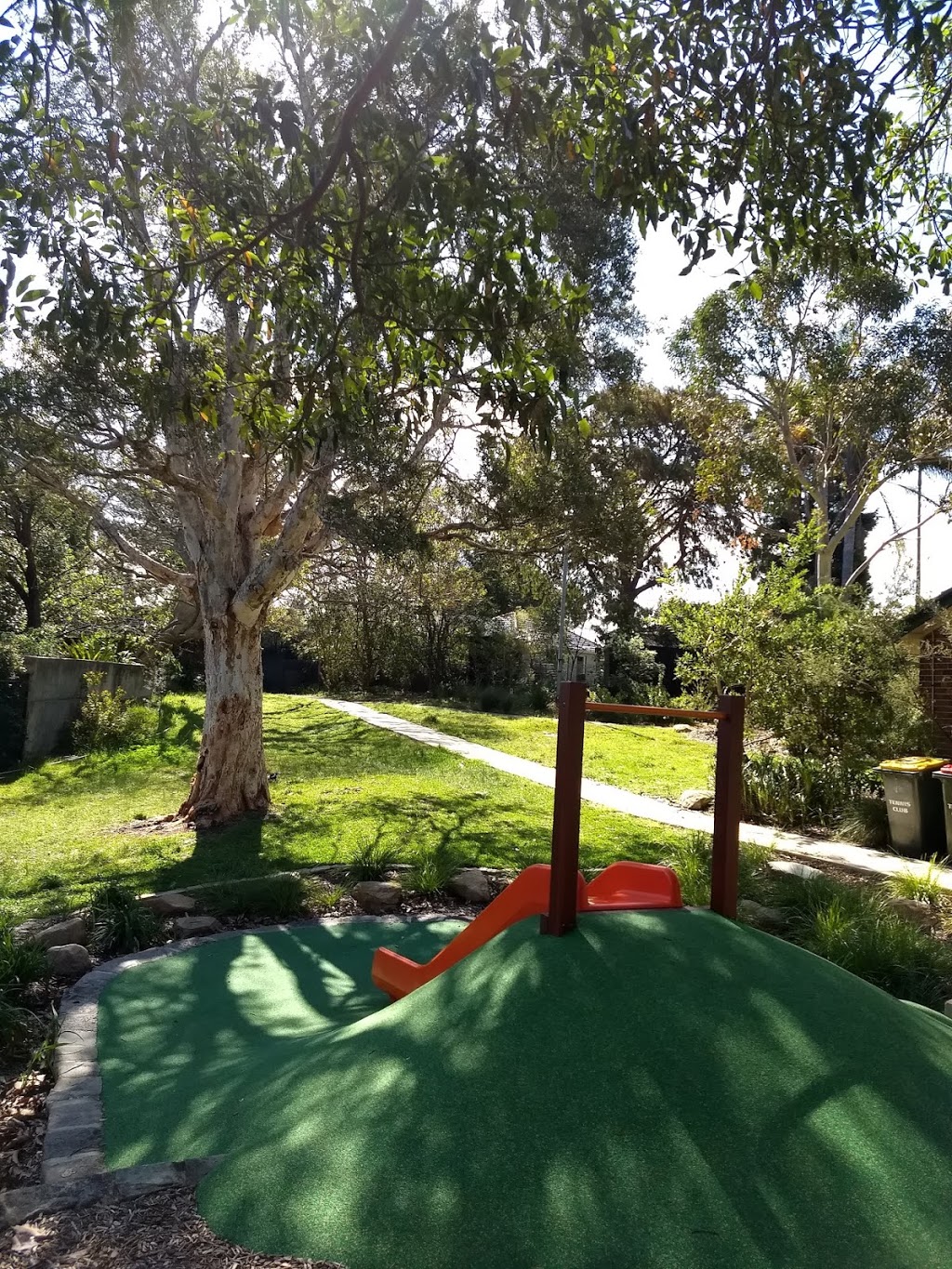 Cortile Reserve | park | The Parapet, Castlecrag NSW 2068, Australia | 0299581507 OR +61 2 9958 1507