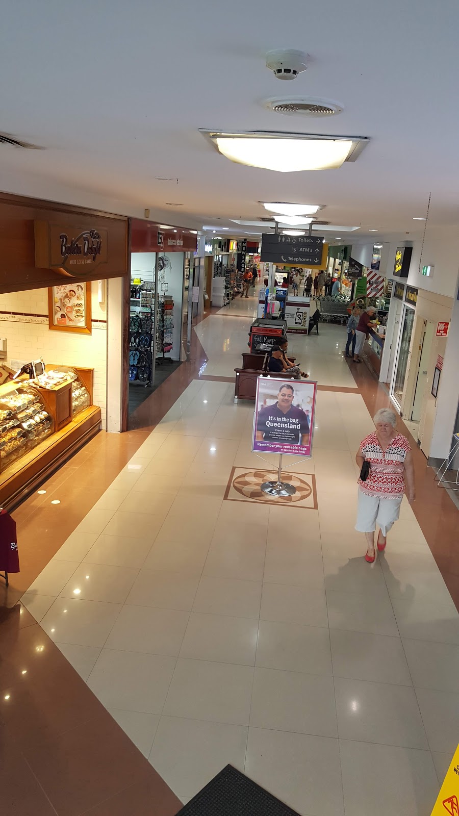 Margate Village Shopping Centre | shopping mall | 270 Oxley Ave, Margate QLD 4019, Australia | 0738832962 OR +61 7 3883 2962